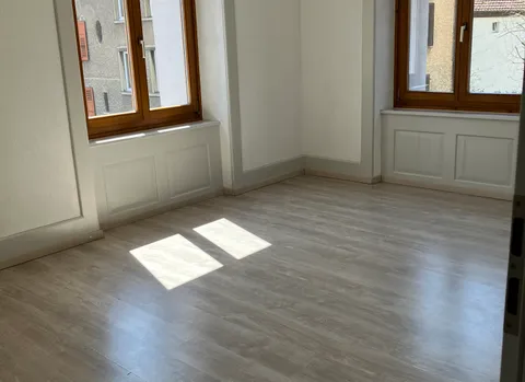 Élégant Appartement de 3.5 pièces à louer au cœur de Delémont