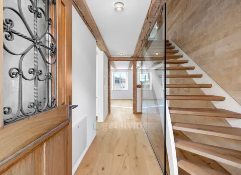 TOP-SANIERTES REIHENECKHAUS  FÜR NATUR UND KOMFORTLIEBHABER