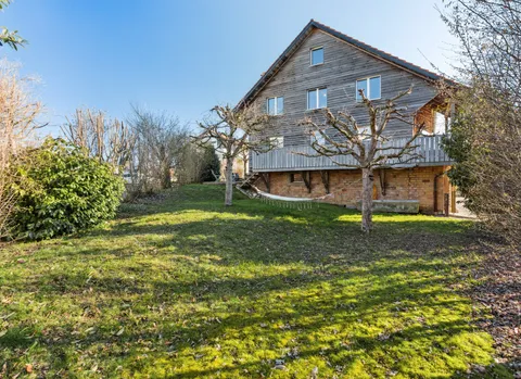 Coup de coeur pour cette ferme rénovée de 2 appartements
