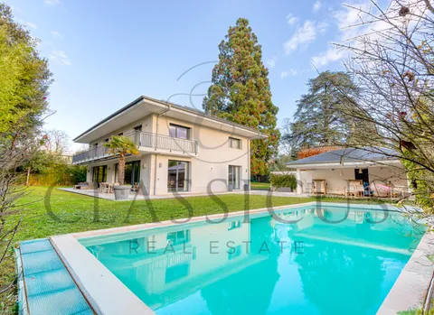 Villa contemporaine de prestige avec piscine