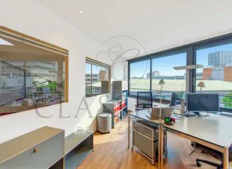 Bureaux professionnels rationnels au 2ème étage – Genève Plainpalais