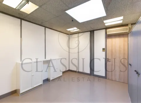 Grande surface de bureaux au 2ème étage – 263 m² – Genève Plainpalais