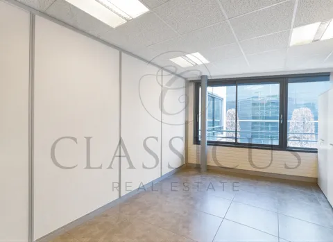 Grande surface de bureaux au 2ème étage – 263 m² – Genève Plainpalais