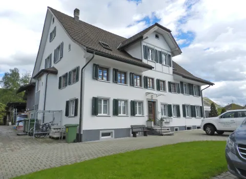 Rustikal und doch lichtdurchflutet