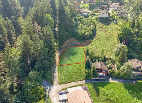 Bauland mit bewilligtem Einfamilienhaus-Projekt in Oberterzen, ruhige Lage mit Bergsicht