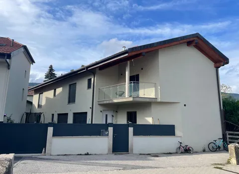 Spacieuse maison familiale de 7 pièces avec jardin, sous- sol et finitions haut de gamme – 1145 Bière