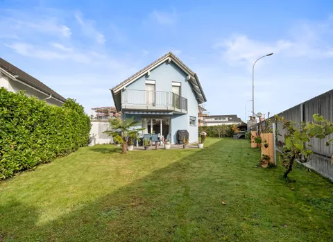 Freistehend, viel Platz für die ganze Familie