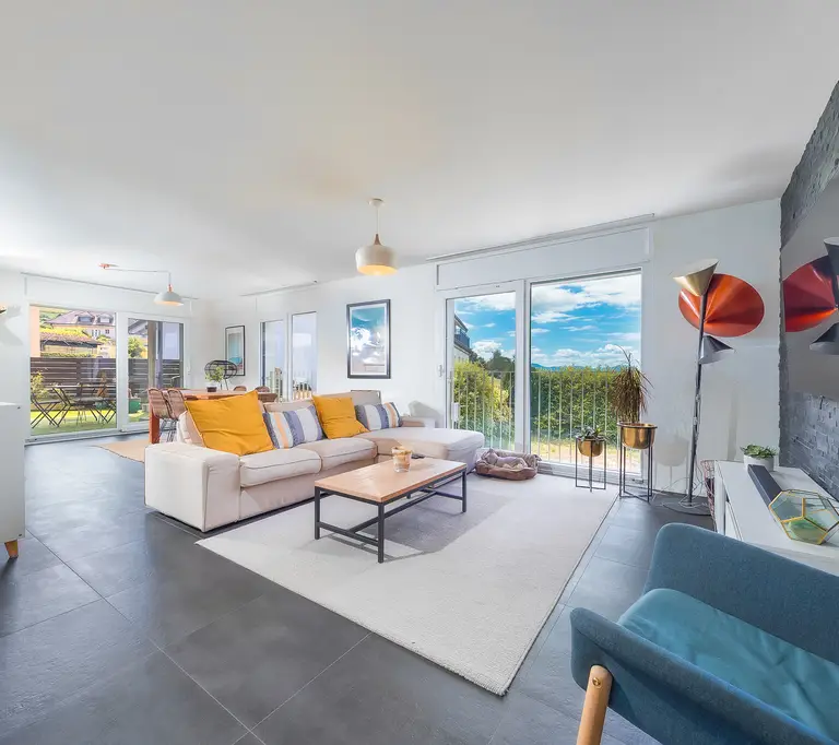 Appartement lumineux avec vue sur la nature et échappée sur le lac