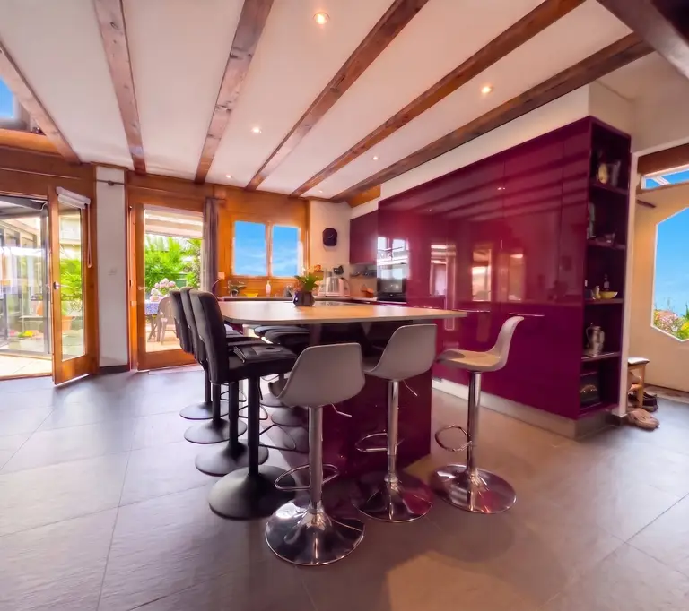Yverdon - Attique en duplex de 5,5 pièces avec grande terrasse et véranda d'hiver 