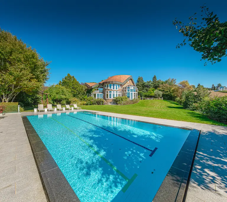 Sublime villa d'architecte aux portes de Lausanne