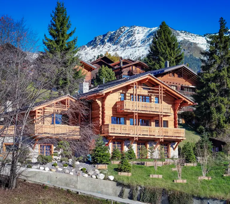 Extraordinaire chalet neuf avec vue panoramique 