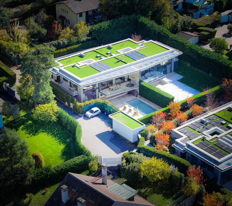 Villa contemporaine d’exception – Accès privé au lac