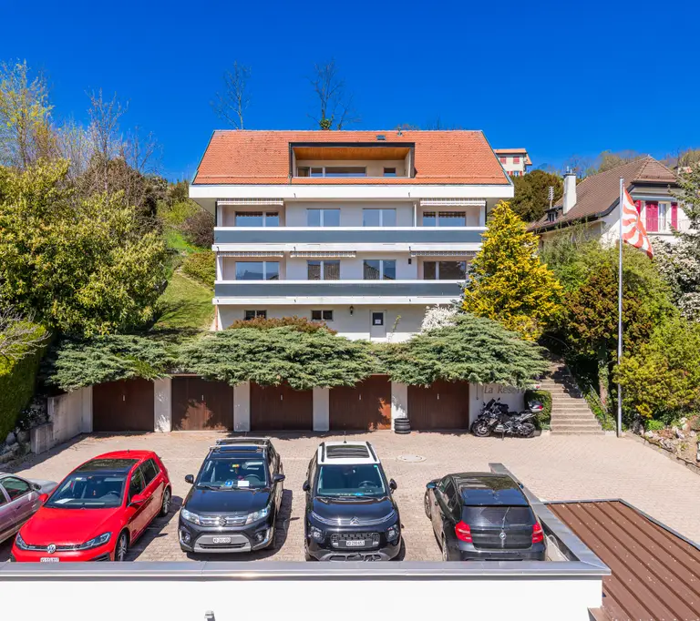 Magnifique immeuble de 4 appartements avec vue imprenable au calme absolu