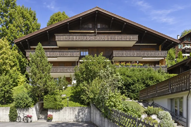 Charming appartment in the center of Gstaad - Valley & Palace views