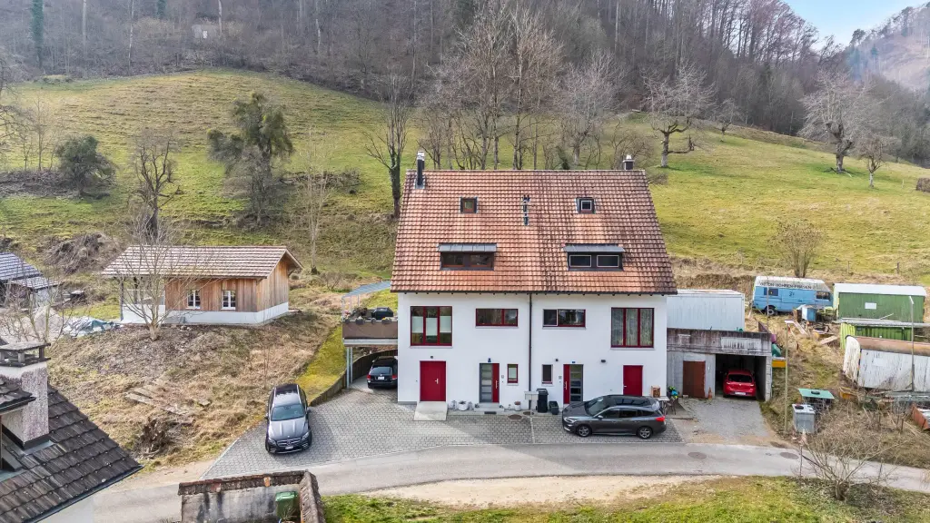 Ruhig am Waldrand wohnen – modernes Zuhause mit viel Privatsphäre