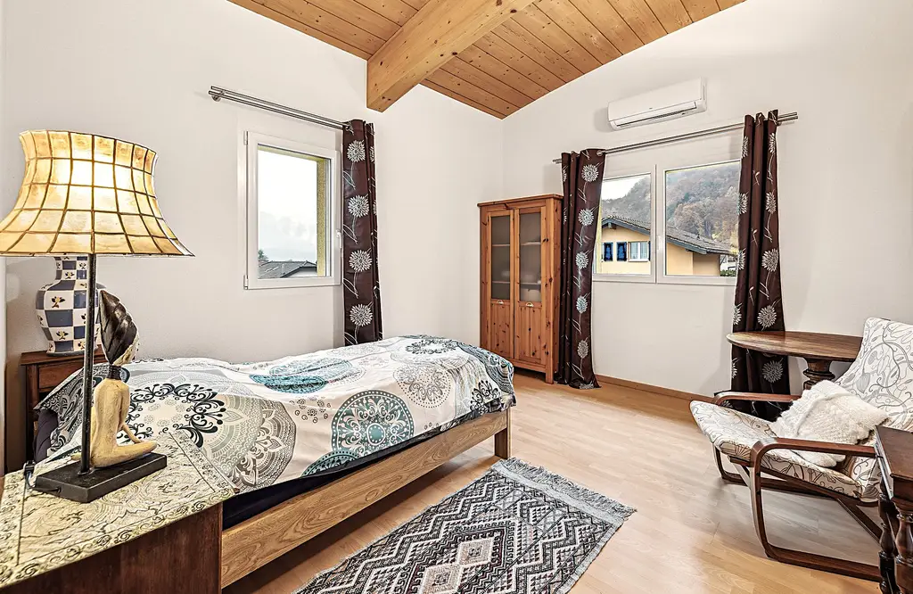 TRES BELLE VILLA MODERNE AU PIED DES MONTAGNES &#8211; MURAZ (VS)