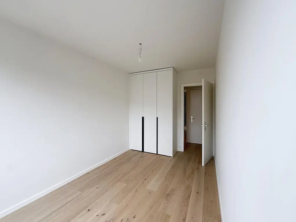 Champel / Parc Bertrand – Appartement 5 pièces en excellent état avec balcon et parking intérieur