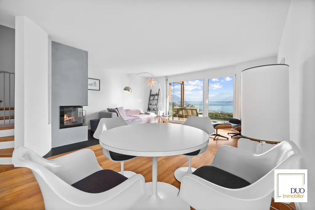 Maison mitoyenne de 5,5 pièces avec vue panoramique sur le lac Léman