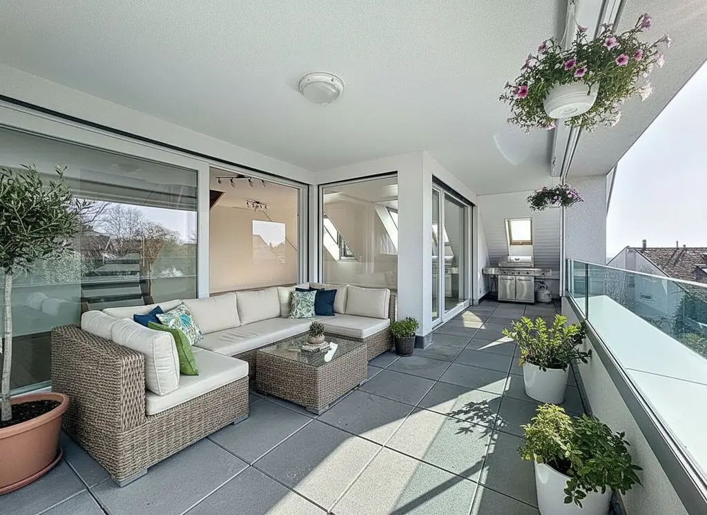 Duplex 4.5 pièces au dernier étage avec vue spectaculaire sur le Léman, les Alpes et les vignobles