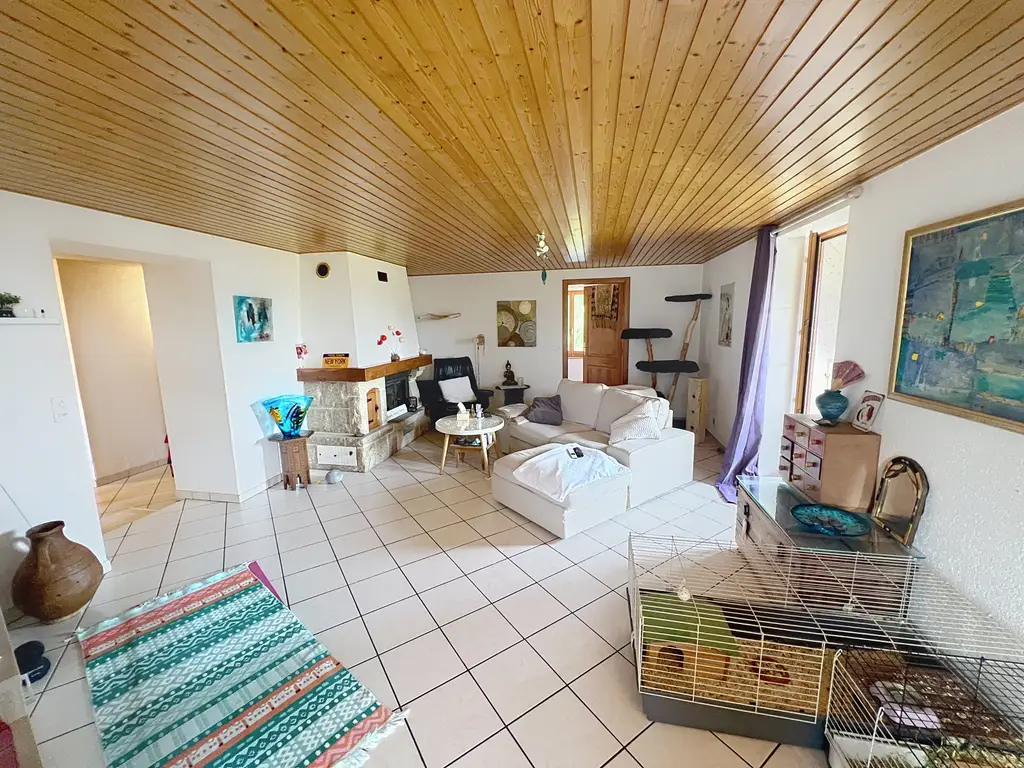 Immeuble de 2 appartements avec possibilité pour un troisième lot