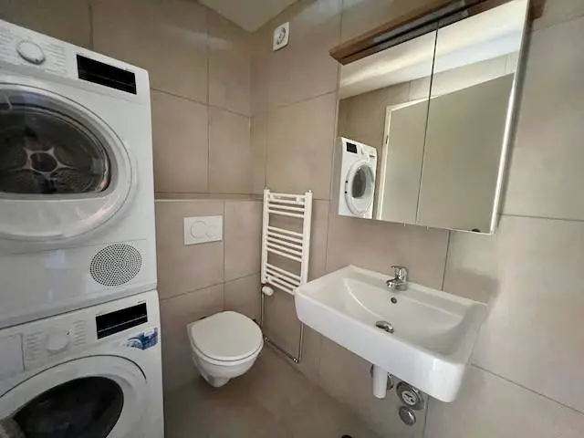 Appartement D – 2,5 pièces avec balcon et mezzanine – Cadre agréable à Couvet