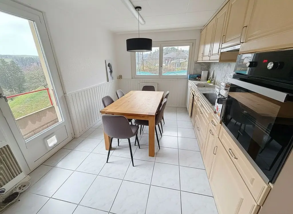 Maison individuelle à rafraichir à 8 min d&rsquo;Yverdon