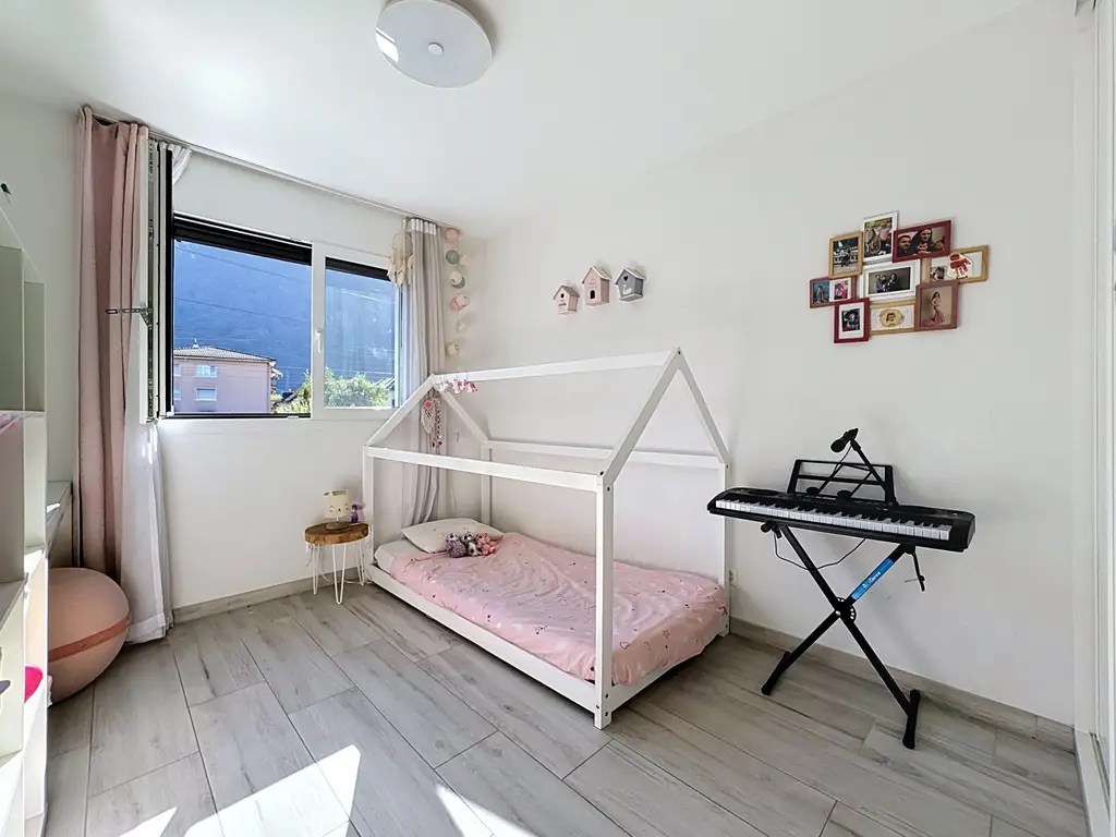 Rare, 4,5 pièces lumineux, terrasse de 39 m2 plein Sud