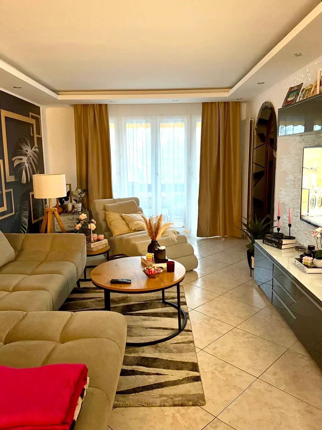 Helle und moderne Wohnung