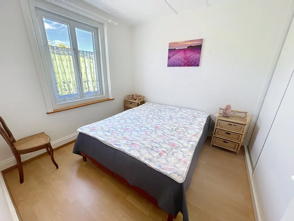 2 maisons familiales réunies sous un même toit – Une vue à couper le souffle !