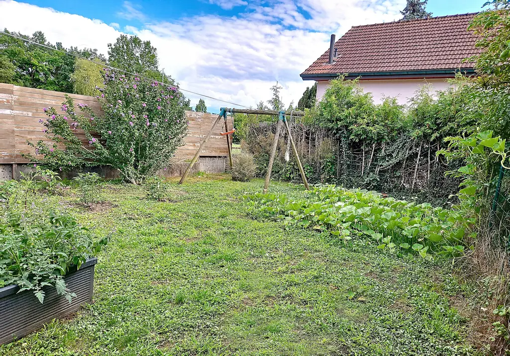 Agréable maison à Pensier (FR) avec jardin
