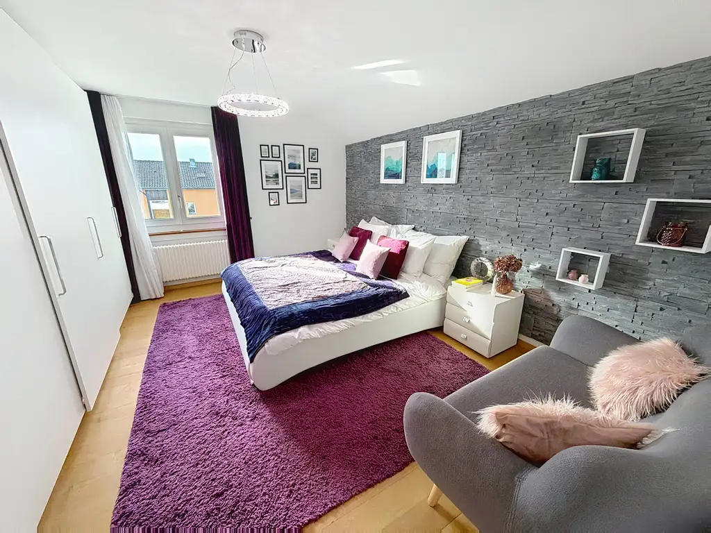 Belle propriété rénovée avec soin et grand jardin arboré