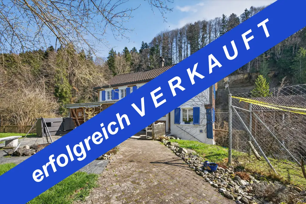 Eine Oase der Ruhe und Erholung am Necker mit Sicht auf den Wasserfall
