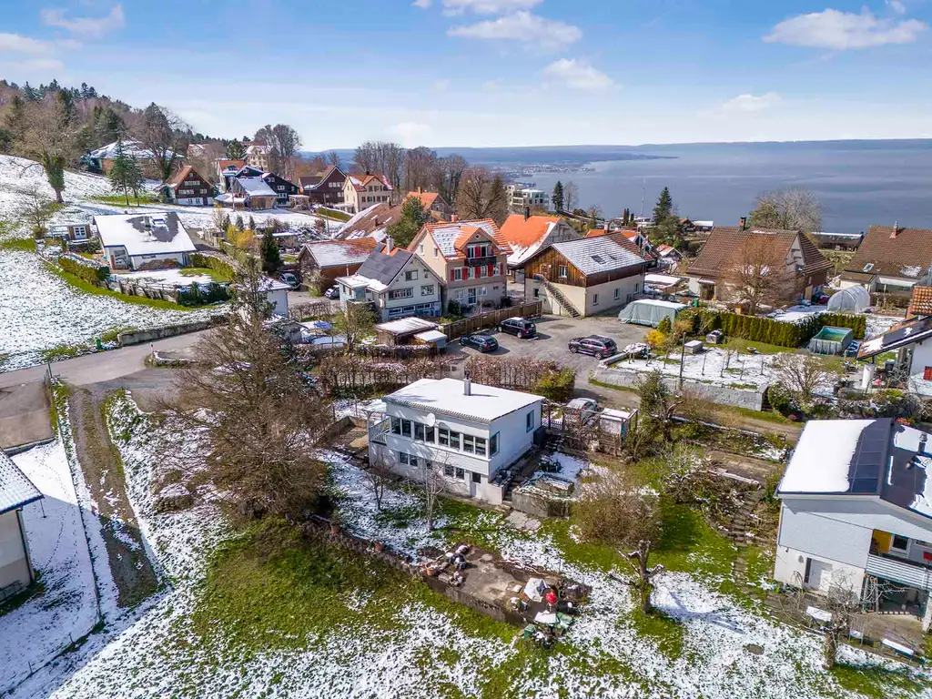 Charmantes Einfamilienhaus an sonniger und ruhiger Lage mit freier Fernsicht