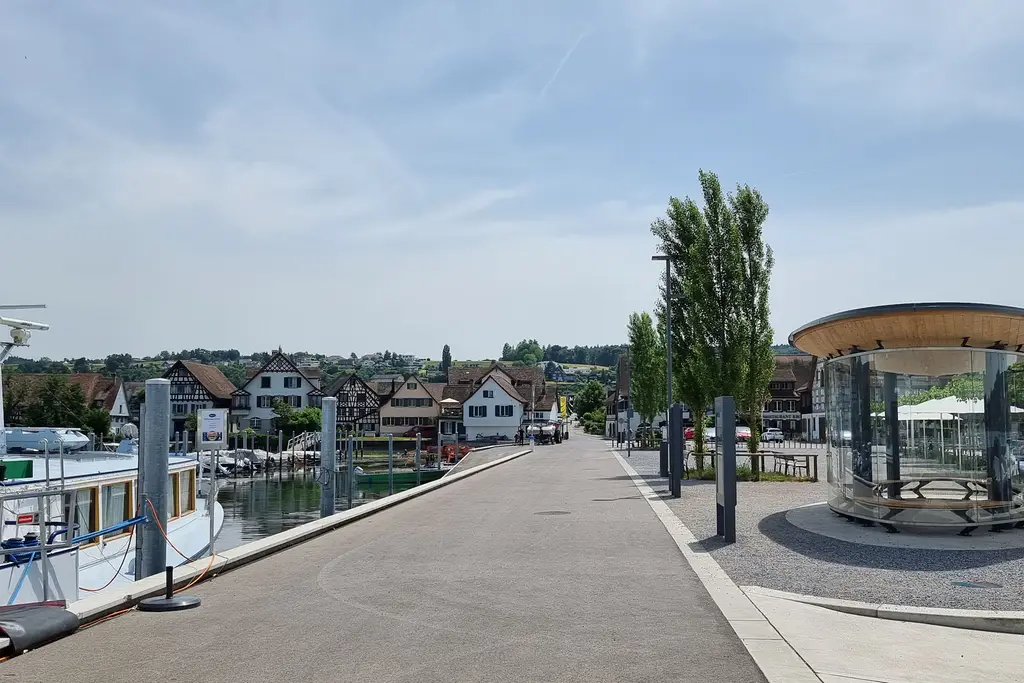 Exklusive Villa an exponierter Lage mit Seesicht trifft erlesenes Wohnambiente