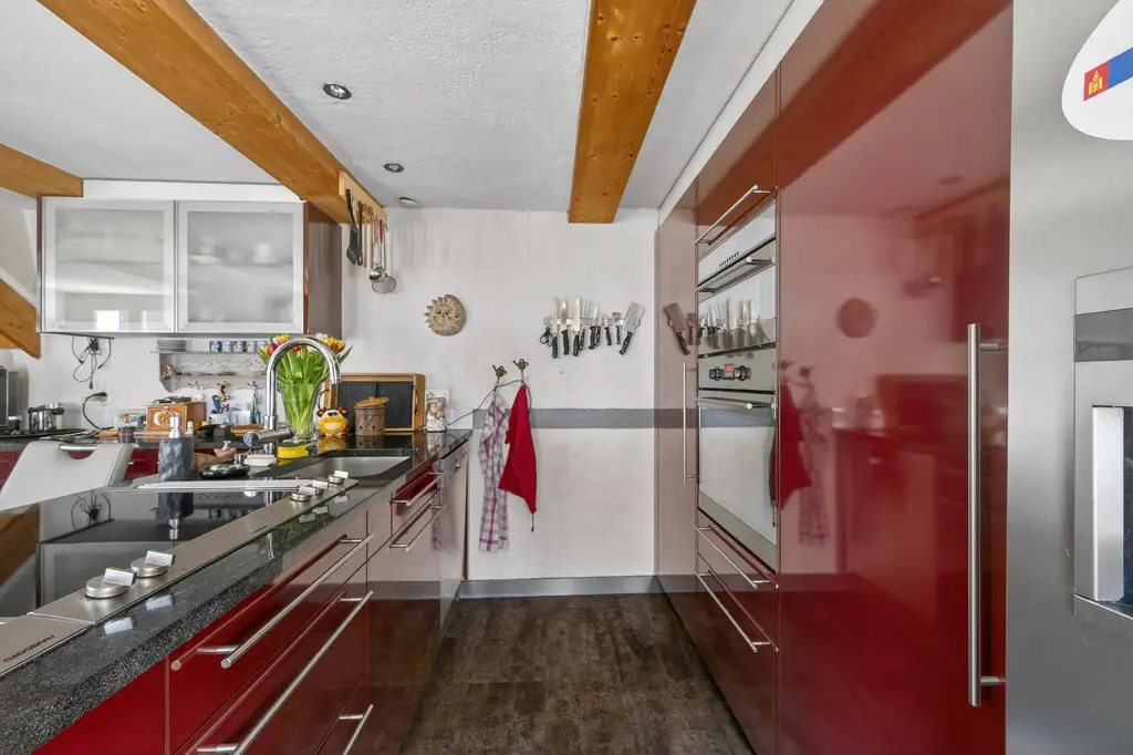 Eine Oase der Ruhe und Erholung am Necker mit Sicht auf den Wasserfall