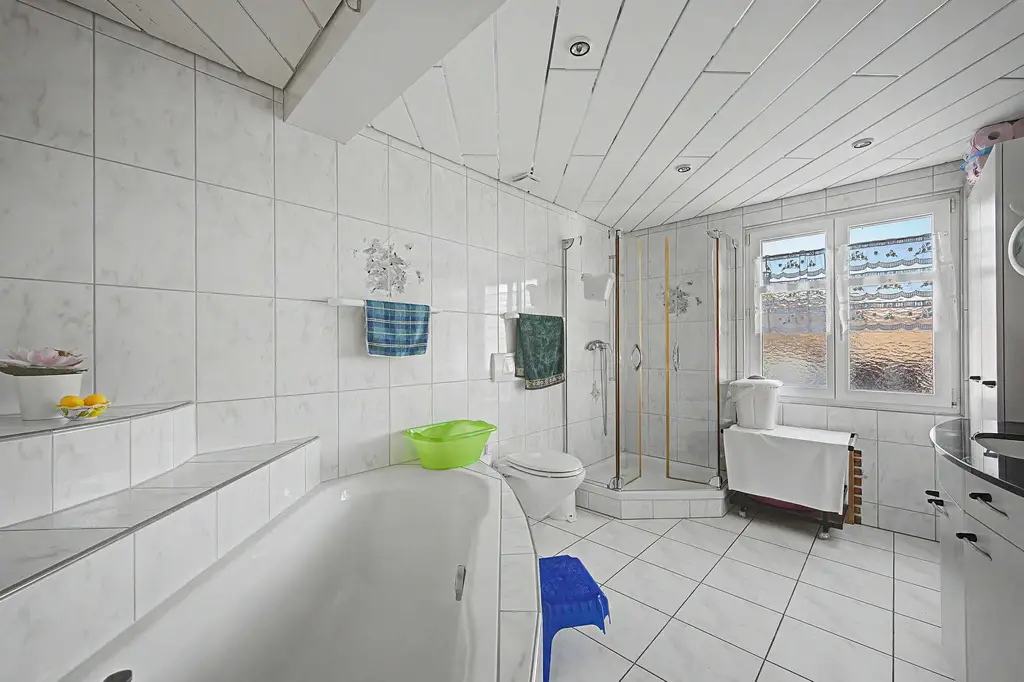 Charaktervolles Einfamilienhaus mit Einliegerwohnung auf einmaligem 1’670 m² Grundstück