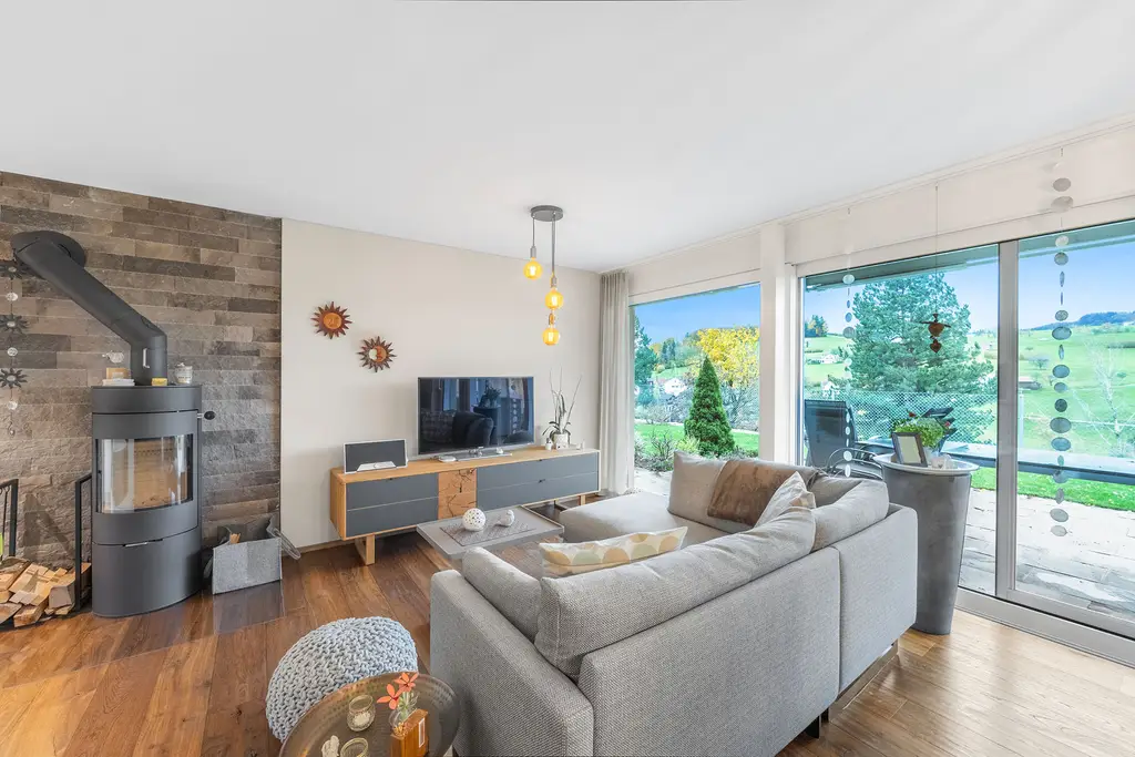 Traumhaftes Wohnen an nebelfreier Lage mit Berg- und Talsicht