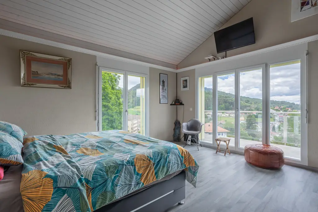 Villa de 5.5 pièces : Elégance contemporaine et panorama d&rsquo;exception !