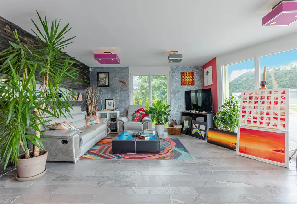 Villa de 5.5 pièces : Elégance contemporaine et panorama d&rsquo;exception !