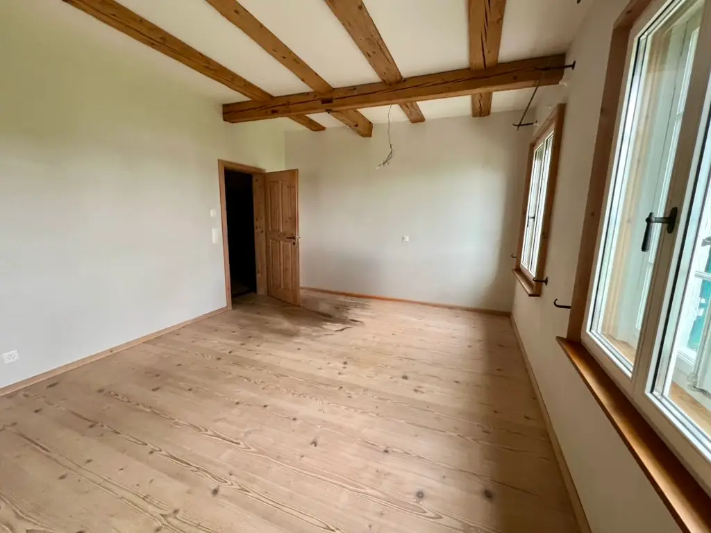 Grosszügiges Zimmer mit eigenem Badezimmer