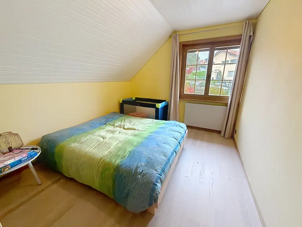 Maison d’exception – Autonome, rentable et rénovée avec raffinement à Ursy