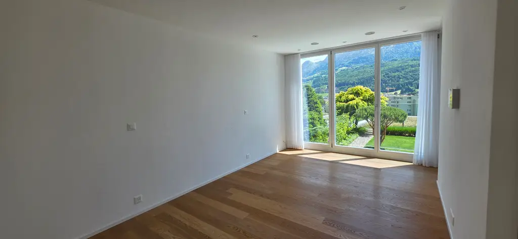 Exklusive Luxuswohnung mit See- und Bergsicht