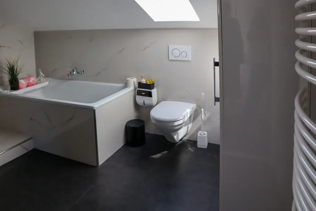 Ruhig und sonnig; 4,5 Zimmer-Einfamilienhaus an bester Lage