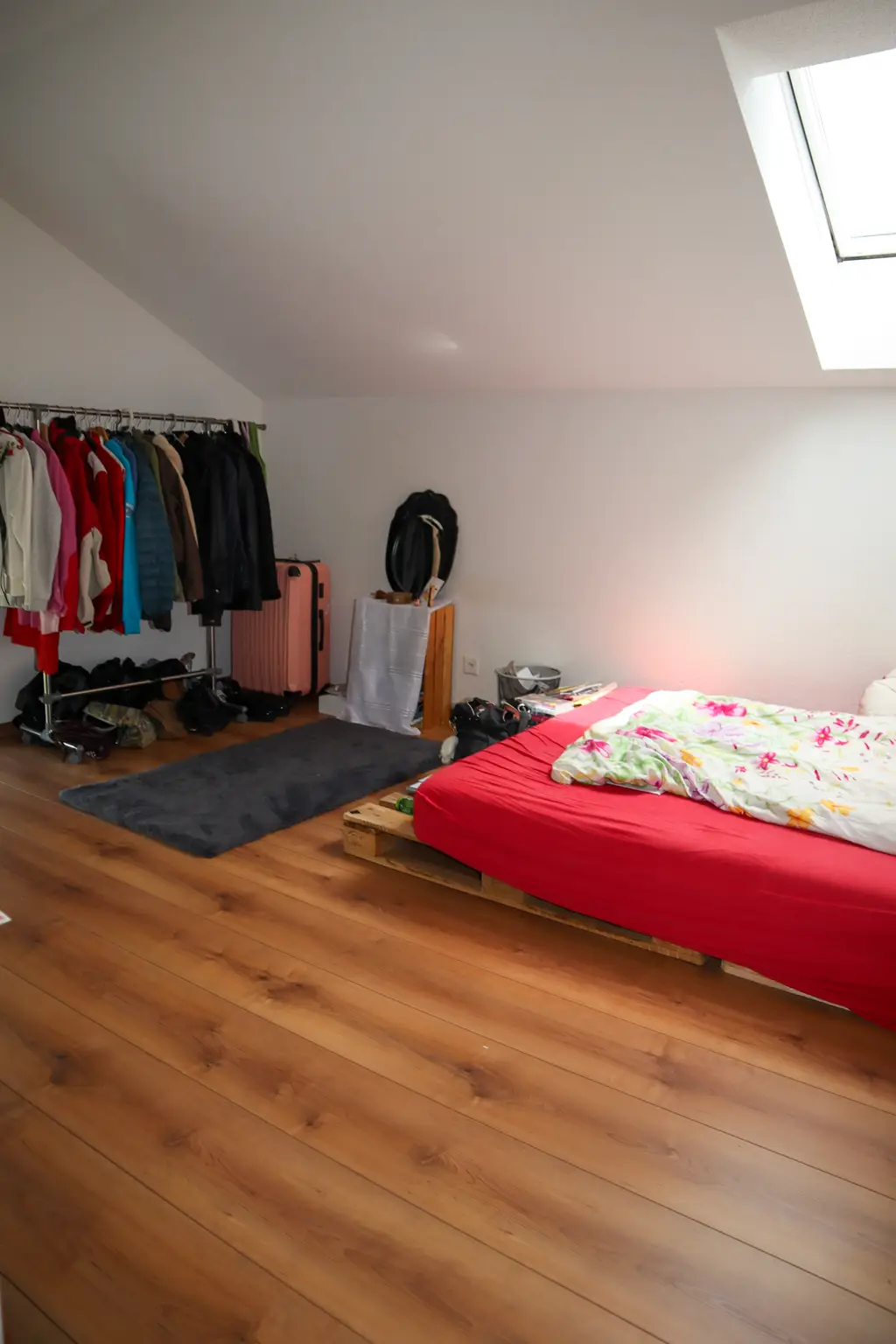 6 ½ &#8211; Zimmer-Einfamilienhaus mit 2 &#8211; Zimmer Einliegerwohnung (rollstuhlgängig) an sehr ruhiger und sonniger Lage