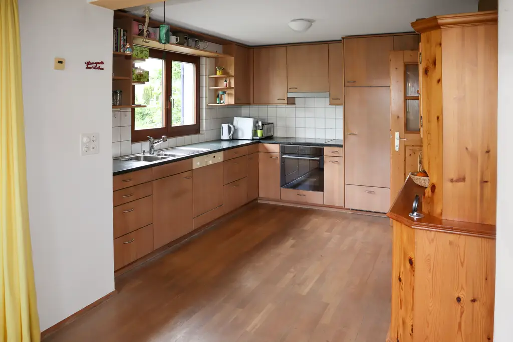 6 &#8211; Zimmer-Einfamilienhaus an sehr ruhiger und sonniger Lage