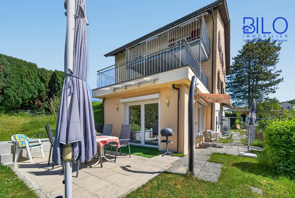 Mehrgenerationen Wohnhaus mit 2’065 m2 Umschwung