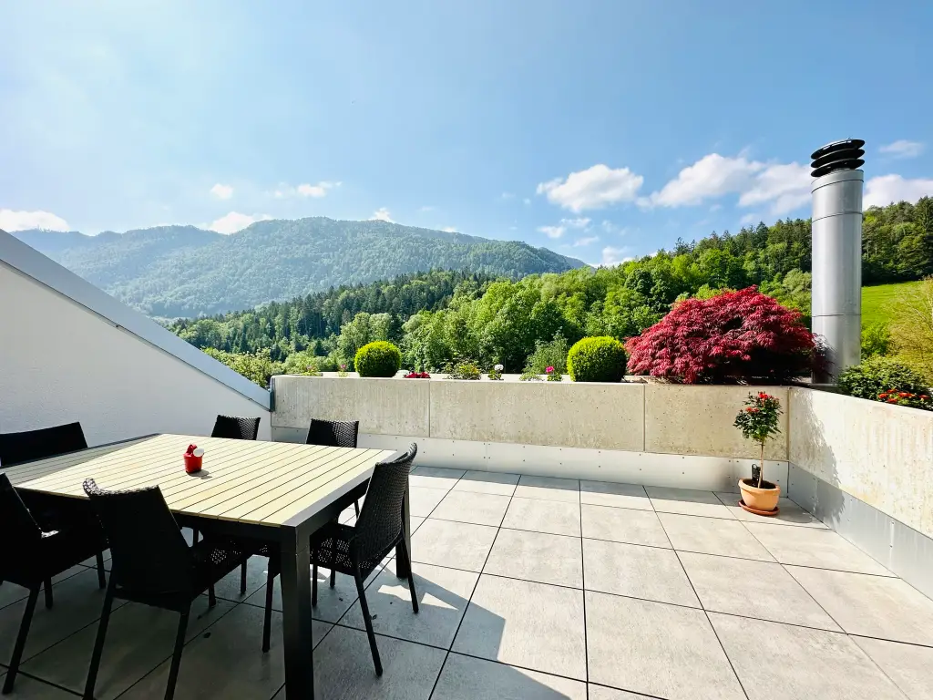 Grand appartement de 5.5 pièces en PPE