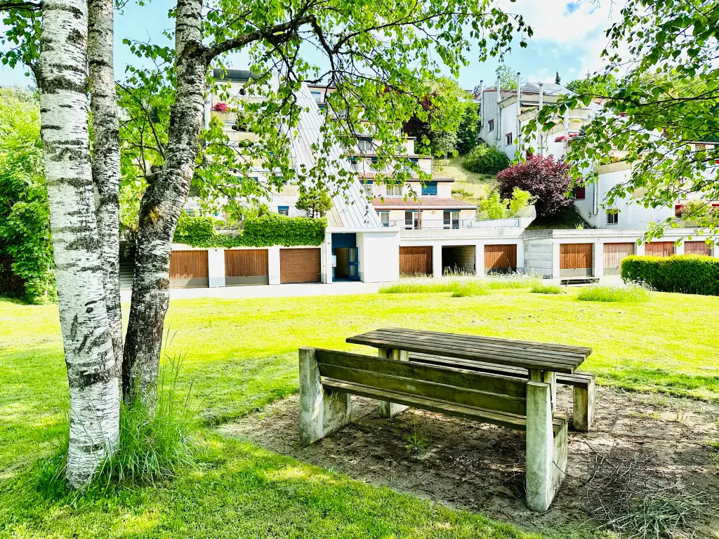 Grand appartement de 5.5 pièces en PPE