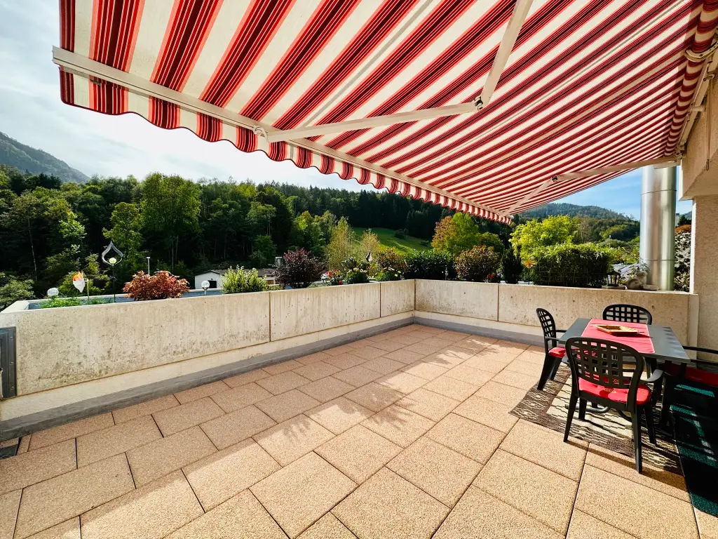 Appartement terrasse de 5.5 pièces en PPE