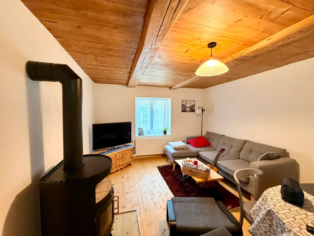 Maison mitoyenne &#8211; 2 appartements